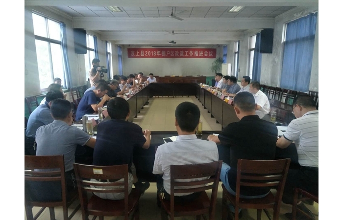 李志紅視察棚戶區(qū)改造和城市基礎設施建設工作